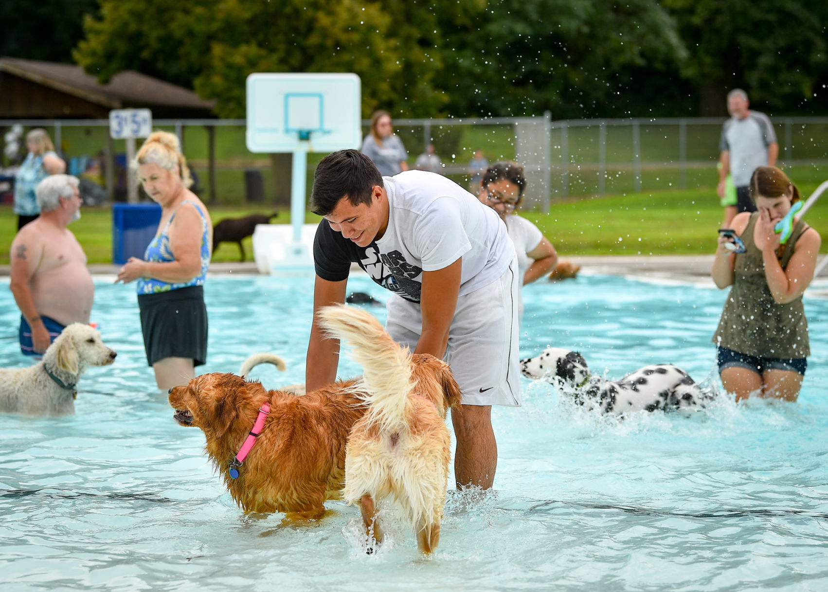 081919-mda-nws-furfriends-035a.JPG